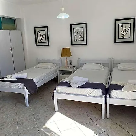 Popi Hotel *