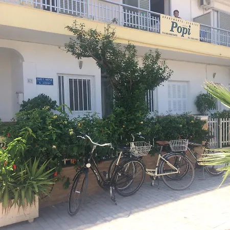 Popi Готель *